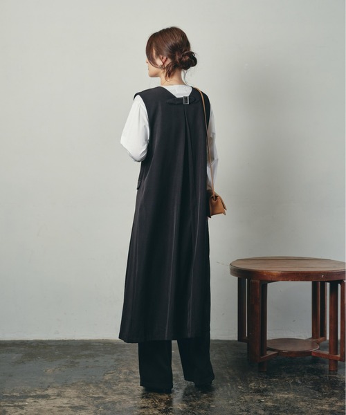 ECRIRE(エクリール)の「【陽コラボ】ダブルボタンジレジャンスカ(ジャンパースカート・レディース・ブラック/モカ・M/L)」の5枚目の写真