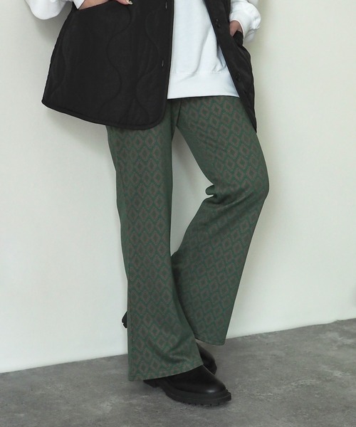 Riberry(リベリー)の「カットジャガードパンツ(その他パンツ・レディース・ブラック/マスタード/グリーン・FREE)」の3枚目の写真
