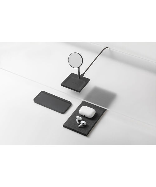 Native Union(ネイティブユニオン)の「NATIVE UNION / SNAP 2-IN-1 MAGNETIC WIRELESS CHARGER(スマホグッズ・メンズ・ブラック・ONE SIZE)」の5枚目の写真