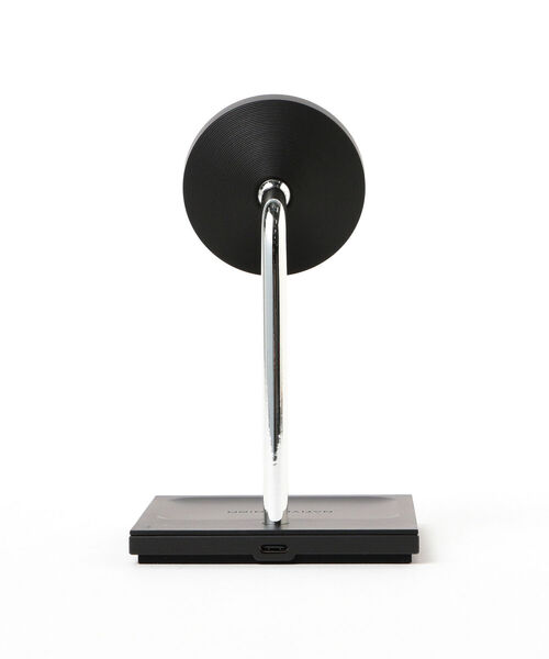 Native Union(ネイティブユニオン)の「NATIVE UNION / SNAP 2-IN-1 MAGNETIC WIRELESS CHARGER(スマホグッズ・メンズ・ブラック・ONE SIZE)」の4枚目の写真