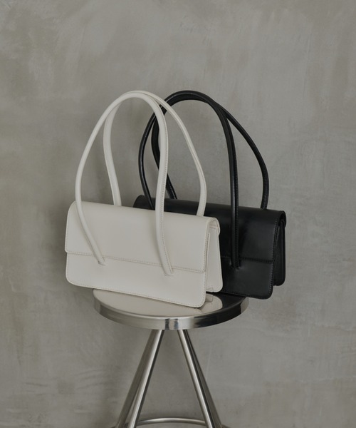 FIG&VIPER(フィグアンドバイパー)の「スクエアハンドバッグ(ショルダーバッグ・レディース・ホワイト/ブラック・FREE)」の10枚目の写真