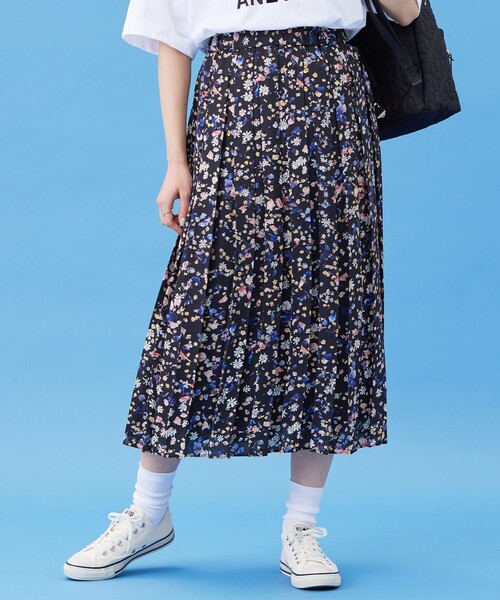 ANEVER(アンエバー)の「洗える【NEW SEDUM】プリーツ スカート(スカート・レディース・ホワイト系/ブラック系・38)」の1枚目の写真