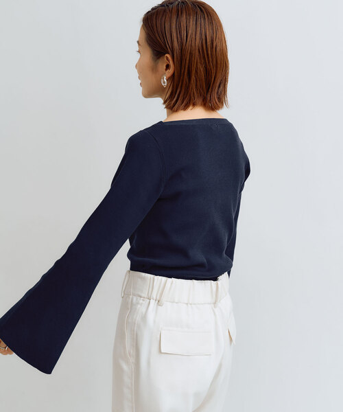 IENA（イエナ）の「2X2リブボートネックプルオーバー（ニット/セーター・レディース・アイボリー/ライトグリーン/ネイビー・FREE）」の6枚目の写真