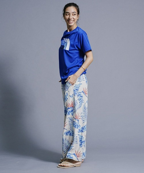 THE NORTH FACE(ザノースフェイス)の「THE NORTH FACE/ザ・ノース・フェイス フロントロゴ/ショートスリーブ/カラフルロゴTシャツ NTW32353(Tシャツ/カットソー・レディース・ホワイト/ベージュ/ブラック/ブルー/オレンジ・XL/L)」の20枚目の写真
