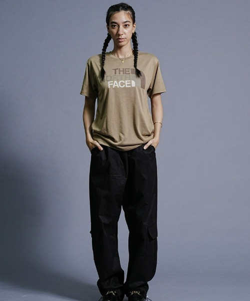THE NORTH FACE(ザノースフェイス)の「THE NORTH FACE/ザ・ノース・フェイス フロントロゴ/ショートスリーブ/カラフルロゴTシャツ NTW32353(Tシャツ/カットソー・レディース・ホワイト/ベージュ/ブラック/ブルー/オレンジ・XL/L)」の14枚目の写真