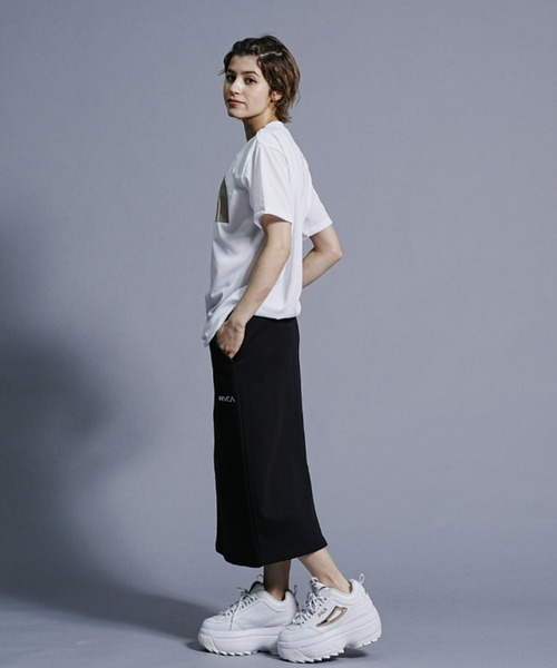 THE NORTH FACE(ザノースフェイス)の「THE NORTH FACE/ザ・ノース・フェイス フロントロゴ/ショートスリーブ/カラフルロゴTシャツ NTW32353(Tシャツ/カットソー・レディース・ホワイト/ベージュ/ブラック/ブルー/オレンジ・XL/L)」の8枚目の写真