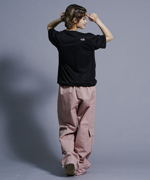 THE NORTH FACE(ザノースフェイス)の「THE NORTH FACE/ザ・ノース・フェイス フロントロゴ/ショートスリーブ/カラフルロゴTシャツ NTW32353(Tシャツ/カットソー・レディース・ホワイト/ベージュ/ブラック/ブルー/オレンジ・XL/L)」の13枚目の写真