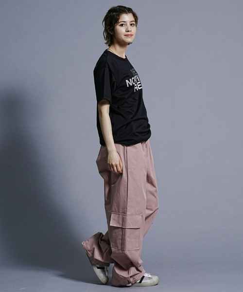 THE NORTH FACE(ザノースフェイス)の「THE NORTH FACE/ザ・ノース・フェイス フロントロゴ/ショートスリーブ/カラフルロゴTシャツ NTW32353(Tシャツ/カットソー・レディース・ホワイト/ベージュ/ブラック/ブルー/オレンジ・XL/L)」の11枚目の写真
