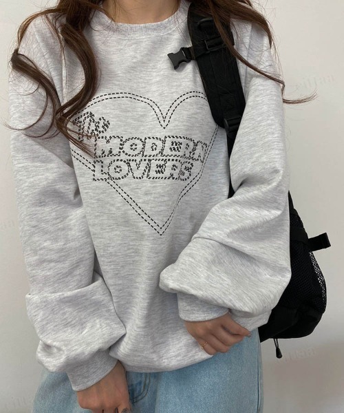 Dalfwin(ダールフィン)の「2023AW 秋冬新作 韓国ファッション 裏起毛なし MODERNハートプリントスウェット スウェット トレーナー カットソー トップス(スウェット・レディース・ブラック/グレー系その他・FREE)」の6枚目の写真