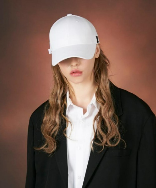 VARZAR(バザール)の「VARZAR(バザール)/Matte stud over fit ball cap black/マットスタッズ オーバーフィット ベースボール キャップ(キャップ・レディース・ブラック/ホワイト・FREE)」の12枚目の写真