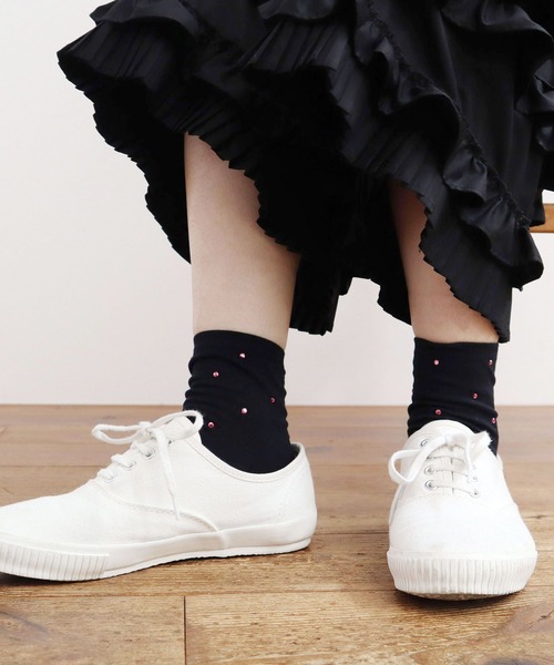fig London(フィグロンドン)の「crystal socks(ソックス/靴下・レディース・ブラック/ホワイト・FREE)」の2枚目の写真