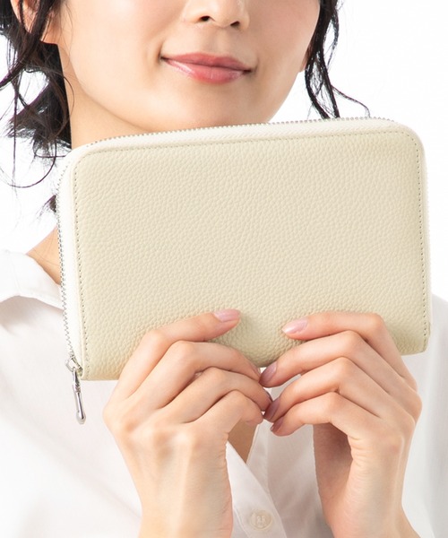 QUEENHEAD（クイーンヘッド）の「スキミング防止 レザー通帳ケース（パスポートケース・レディース・ゴールド/ミント/モカ/コーラルピンク/ダークブラウン/ブラウン/スモークピンク/グレイッシュベージュ/アイボリー/ブラック/グレー/グレイッシュブルー・FREE）」の3枚目の写真