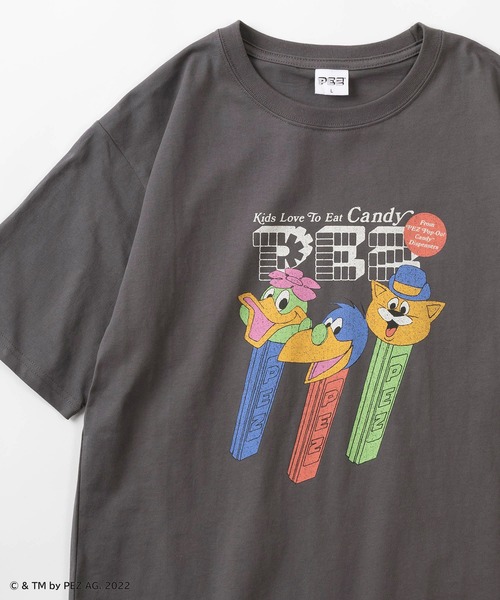 make a ray!（メイク ア レイ！）の「【PEZ/ペッツ】キャラクターキャンディーケース レトロイラストプリント 半袖Tシャツ/ビッグシルエット（Tシャツ/カットソー・レディース・ホワイト/チャコールグレー/オレンジ・XL/M/L）」の2枚目の写真