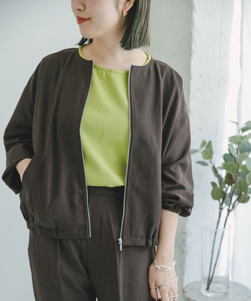 ITEMS URBANRESEARCH(アイテムズ アーバンリサーチ)の「リネンライクノーカラーブルゾン(ブルゾン・レディース・ベージュ/ダークブラウン・FREE)」の3枚目の写真