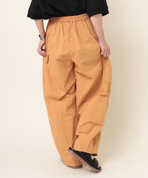 RNA-N（アールエヌエーエヌ）の「R4095 ハイカウントダンプカーゴパンツ（カーゴパンツ・レディース・ブルー/オレンジ/グリーン・MEDIUM）」の17枚目の写真