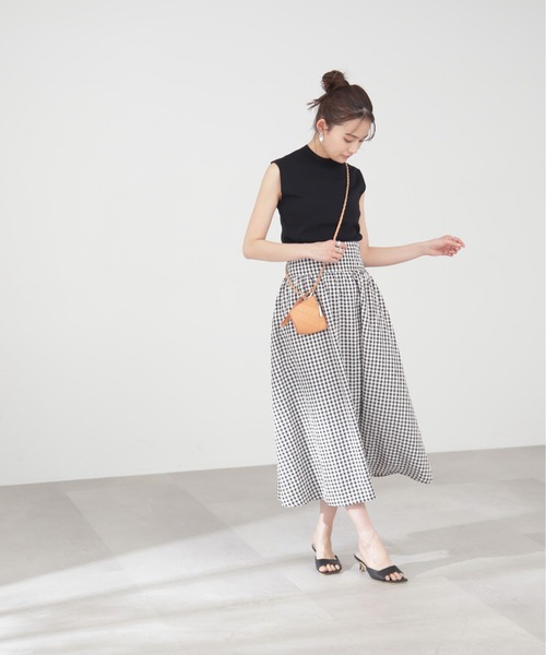 N.（N. Natural Beauty Basic）（エヌエヌナチュラルビューティーベーシック）の「◆総針ボトルネックノースリーブニット（ニット/セーター・レディース・ブラック/オレンジ/ブルー/オフホワイト/チョコ・MEDIUM）」の18枚目の写真