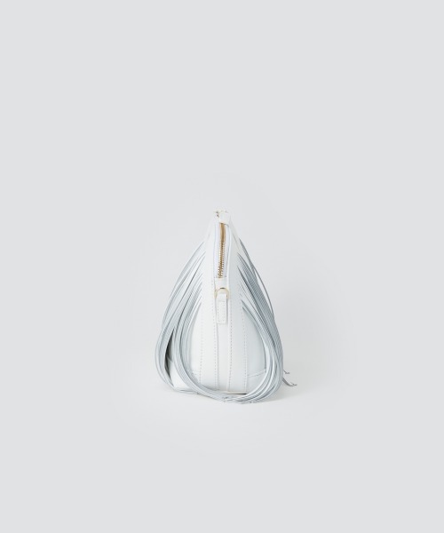 PELLICO(ペリーコ)の「ANELLI CESTO MINI FRINGE バッグ WHITE(クラッチバッグ・レディース・ホワイト・FREE)」の7枚目の写真