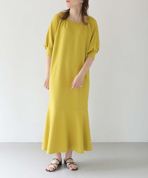 vingtrois（バントロア）の「【Vingtrois】カットジョーゼットマーメイドワンピース（ワンピース・レディース・ブラック/マスタード/ブルー・M）」の5枚目の写真