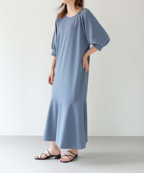 vingtrois（バントロア）の「【Vingtrois】カットジョーゼットマーメイドワンピース（ワンピース・レディース・ブラック/マスタード/ブルー・M）」の13枚目の写真