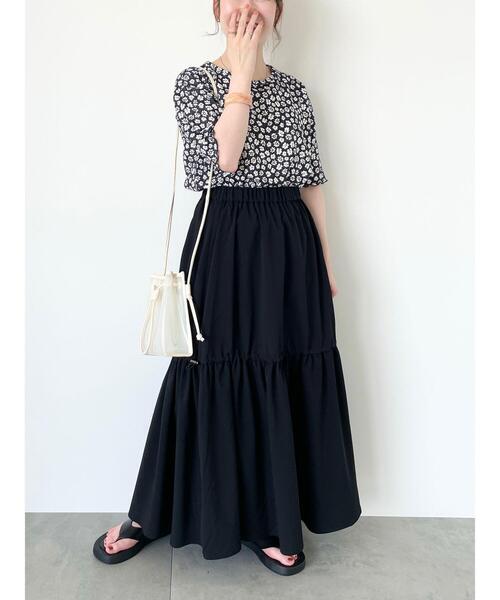 ehka sopo（エヘカソポ）の「花柄プリントカットソー（Tシャツ