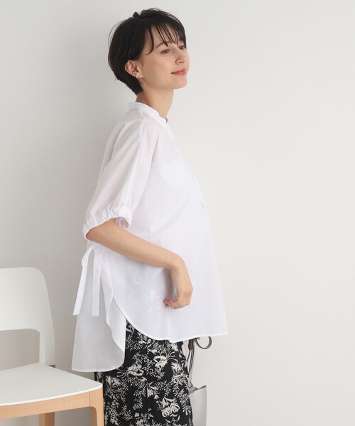 DRESKIP(ドレスキップ)の「◆コーデの主役!袖リボン バンドカラービッグシャツ(シャツ/ブラウス・レディース・オフホワイト/ネイビー系2/パープル系2/ブラック系1・00)」の9枚目の写真