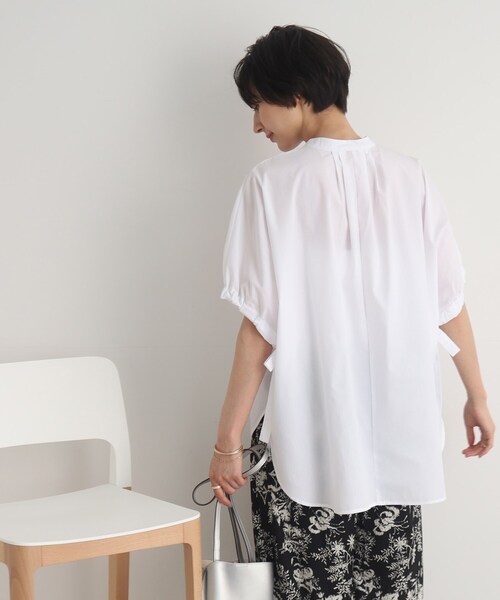 DRESKIP(ドレスキップ)の「◆コーデの主役!袖リボン バンドカラービッグシャツ(シャツ/ブラウス・レディース・オフホワイト/ネイビー系2/パープル系2/ブラック系1・00)」の10枚目の写真