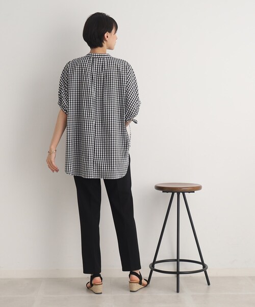 DRESKIP(ドレスキップ)の「◆コーデの主役!袖リボン バンドカラービッグシャツ(シャツ/ブラウス・レディース・オフホワイト/ネイビー系2/パープル系2/ブラック系1・00)」の13枚目の写真