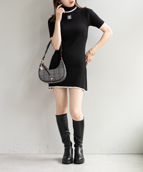 Chico（チコ）の「パイピングホーボーショルダーバッグ（ショルダーバッグ・レディース・ベージュ系その他2/グレー系その他2/ベージュ・FREE）」の5枚目の写真