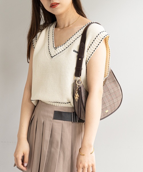 Chico（チコ）の「パイピングホーボーショルダーバッグ（ショルダーバッグ・レディース・ベージュ系その他2/グレー系その他2/ベージュ・FREE）」の14枚目の写真