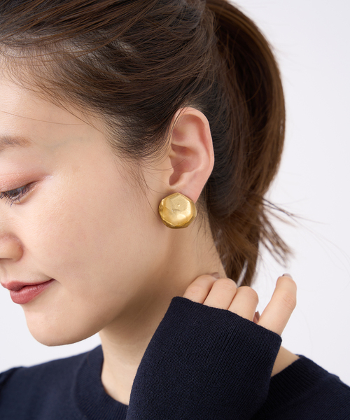 IENA（イエナ）の「【Dominique Denaive/ドミニクドゥネーブ】ADINA CLIP イヤリング(両耳)（イヤリング・レディース・ホワイト/ゴールド・FREE）」の9枚目の写真