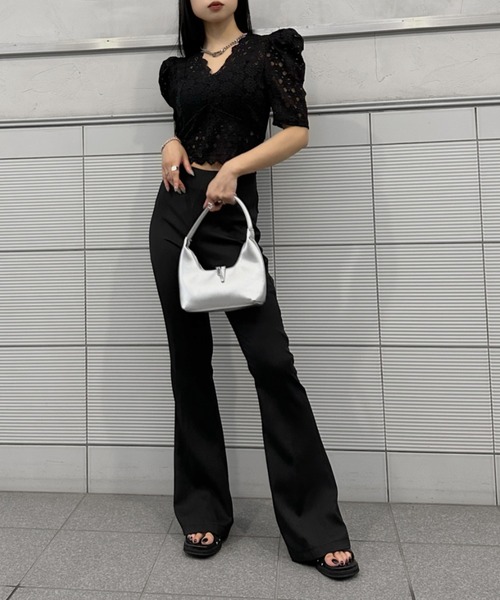 LVEU.(ラブユ.)の「Puff shoulder short sleeve lace tops / パフショルダーショートスリーブレーストップス(Tシャツ/カットソー・レディース・ブラック/ホワイト・FREE)」の19枚目の写真