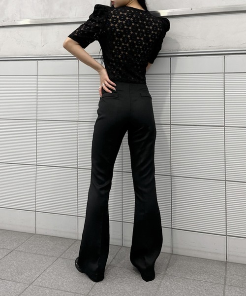 LVEU.(ラブユ.)の「Puff shoulder short sleeve lace tops / パフショルダーショートスリーブレーストップス(Tシャツ/カットソー・レディース・ブラック/ホワイト・FREE)」の12枚目の写真