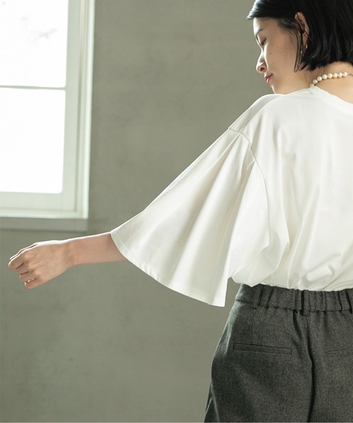 OPAQUE.CLIP(オペークドットクリップ)の「◆タックフレアスリーブカットソー/ショート丈【洗濯機洗い可】(Tシャツ/カットソー・レディース・ホワイト系/ブラック/チャコールグレー/キャメル・38/42/40)」の8枚目の写真