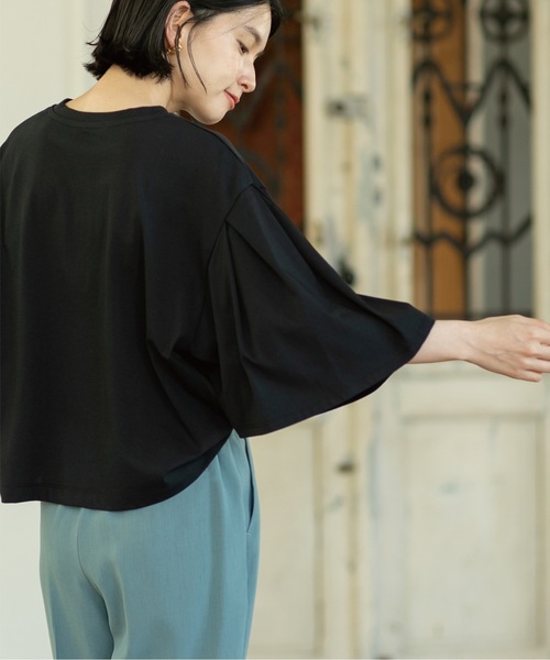 OPAQUE.CLIP(オペークドットクリップ)の「◆タックフレアスリーブカットソー/ショート丈【洗濯機洗い可】(Tシャツ/カットソー・レディース・ホワイト系/ブラック/チャコールグレー/キャメル・38/42/40)」の13枚目の写真