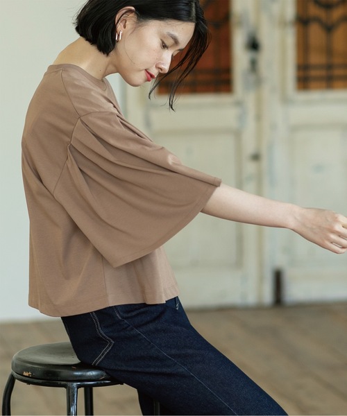 OPAQUE.CLIP(オペークドットクリップ)の「◆タックフレアスリーブカットソー/ショート丈【洗濯機洗い可】(Tシャツ/カットソー・レディース・ホワイト系/ブラック/チャコールグレー/キャメル・38/42/40)」の18枚目の写真