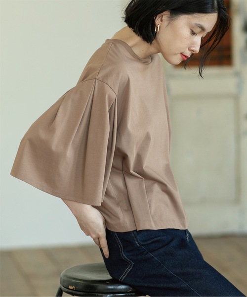 OPAQUE.CLIP(オペークドットクリップ)の「◆タックフレアスリーブカットソー/ショート丈【洗濯機洗い可】(Tシャツ/カットソー・レディース・ホワイト系/ブラック/チャコールグレー/キャメル・38/42/40)」の20枚目の写真