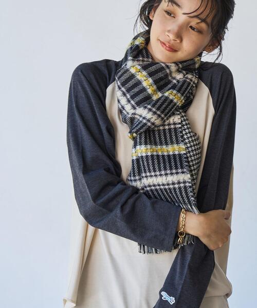 coen（コーエン）の「QUIOC（キオック）ダブルフェイスマフラー（WEB限定カラー）（ストール/ショール・レディース・ブラック/パープル/オレンジ・FREE）」の4枚目の写真