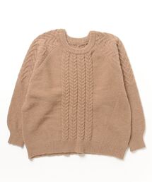 ケーブル編みニットプルオーバー