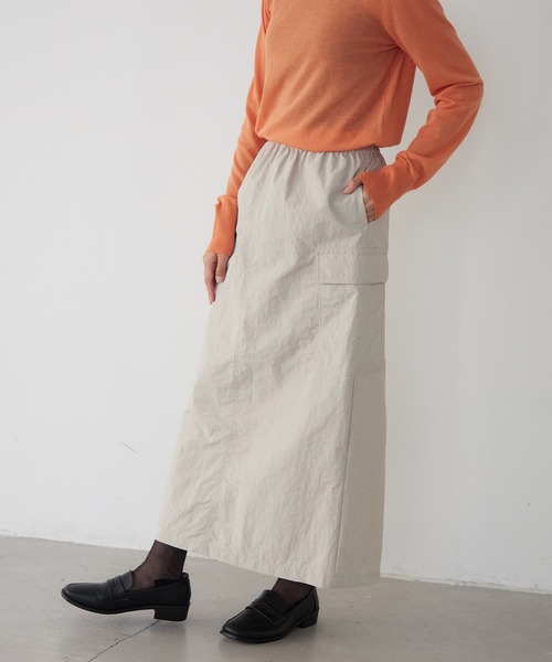 for/c（フォーシー）の「撥水ナイロンヴィンテージカーゴスカート【サスティナブル】（スカート・レディース・アイボリー/ベージュ/ブラック・L/S/M）」の8枚目の写真