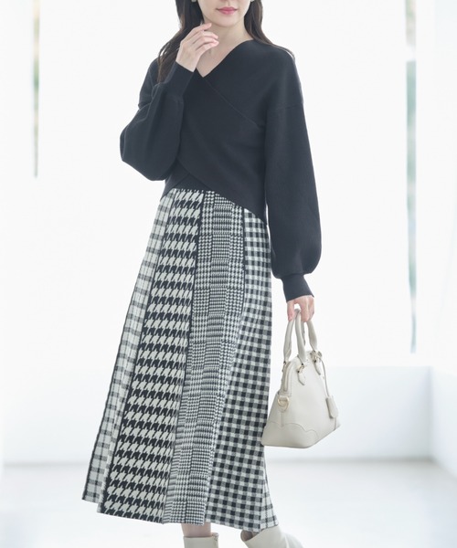 tocco closet（トッコ　クローゼット）の「バルーンスリーブクロスリブニットプルオーバー（ニット/セーター・レディース・ベージュ系その他/ピンク/オフホワイト/ブラック・M）」の6枚目の写真