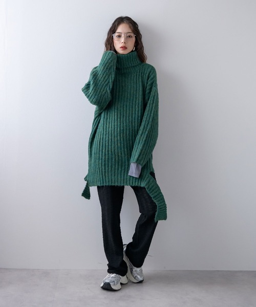 bohmal(ボマール)の「カットオフデザインハイネックメランジニット(ニット/セーター・レディース・グリーン/グレー/レッド・FREE)」の10枚目の写真