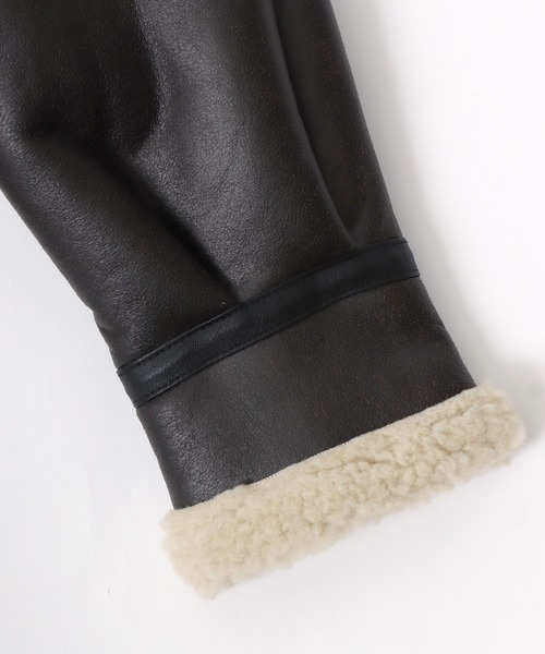 Alpha Industries（アルファインダストリーズ）の「ALPHA INDUSTRIES/アルファインダストリーズ B-3 FAKE MOUTON JACKET/オーバーサイズ フェイクムートンジャケット（ムートンコート・メンズ・ブラウン/ブラック・XL/L/M）」の16枚目の写真