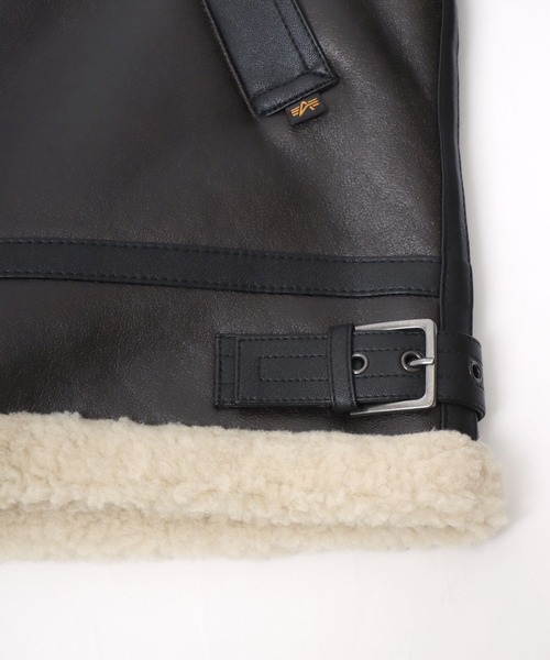 Alpha Industries（アルファインダストリーズ）の「ALPHA INDUSTRIES/アルファインダストリーズ B-3 FAKE MOUTON JACKET/オーバーサイズ フェイクムートンジャケット（ムートンコート・メンズ・ブラウン/ブラック・XL/L/M）」の17枚目の写真