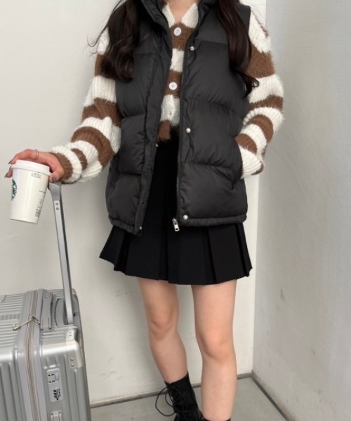 nemne store(ネンネストア)の「中綿ダウンベスト(ダウンベスト・レディース・オフホワイト/ブラック・フリー)」の2枚目の写真