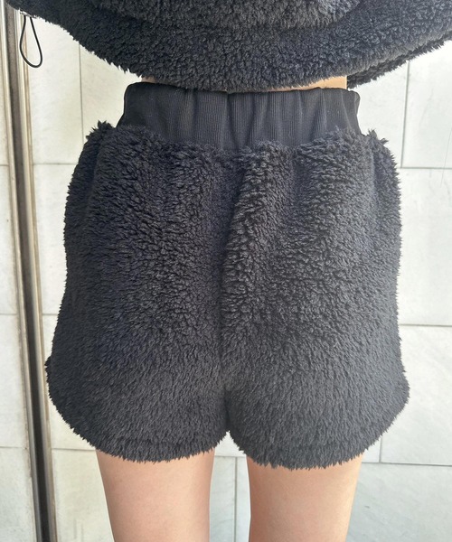 ENVYM(アンビー)の「ボアショートパンツ(その他パンツ・レディース・アイボリー/ブラック・FREE)」の12枚目の写真