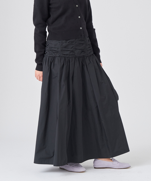 IENA(イエナ)の「ギャザーデザインタフタスカート(スカート・レディース・キャメル/ブラック・38/36)」の15枚目の写真