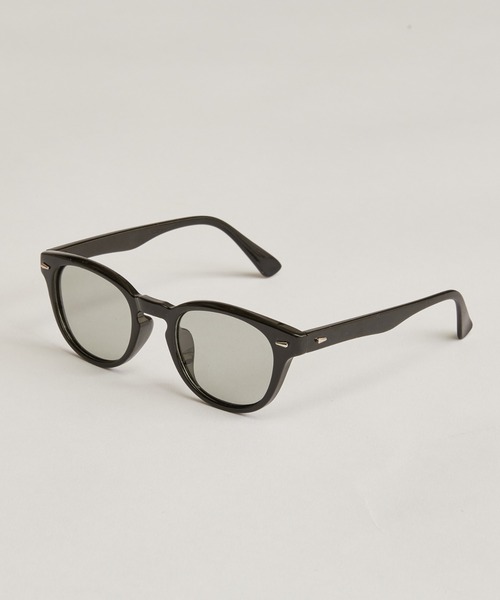 Lui's（ルイス）の「ウェリントンタイプ＃2 / カラーレンズサングラス（サングラス・メンズ・ブルー/ライトグレー・FREE）」の2枚目の写真