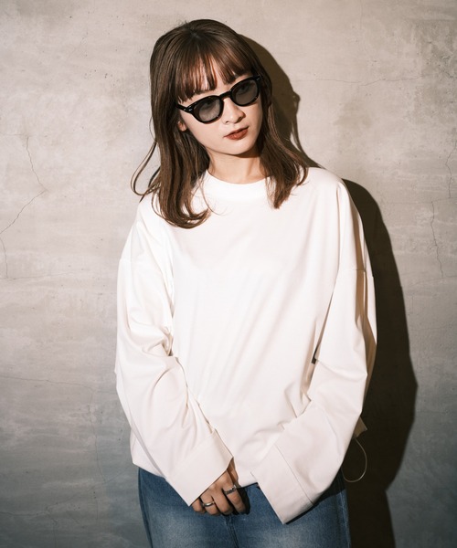 Lui's（ルイス）の「ウェリントンタイプ＃2 / カラーレンズサングラス（サングラス・メンズ・ブルー/ライトグレー・FREE）」の5枚目の写真