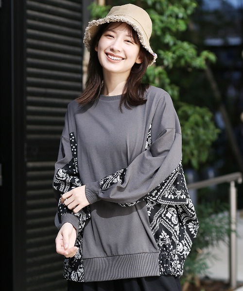 チチカカ（チチカカ）の「バンダナプリントコンビプルオーバー（Tシャツ/カットソー・レディース・ネイビー/ベージュ/チャコールグレー・FREE）」の2枚目の写真