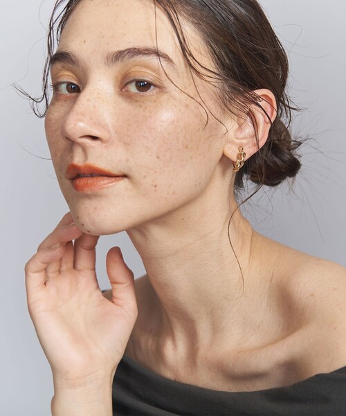 BEAUTY&YOUTH UNITED ARROWS（ビューティーアンドユースユナイテッドアローズ）の「メタル タイ クリップ イヤリング（イヤリング・レディース・ゴールド/シルバー・FREE）」の3枚目の写真